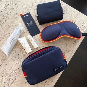 Unisex Toiletry Bag with amenities